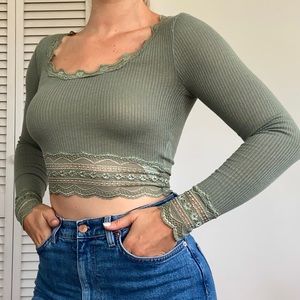 UO Lace Trim Crop Top Long Sleeve Going Out Shirt